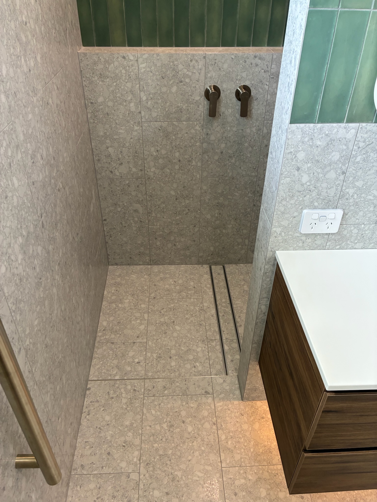 Peregian Springs — detail 4 by McMillan Tiling Projects