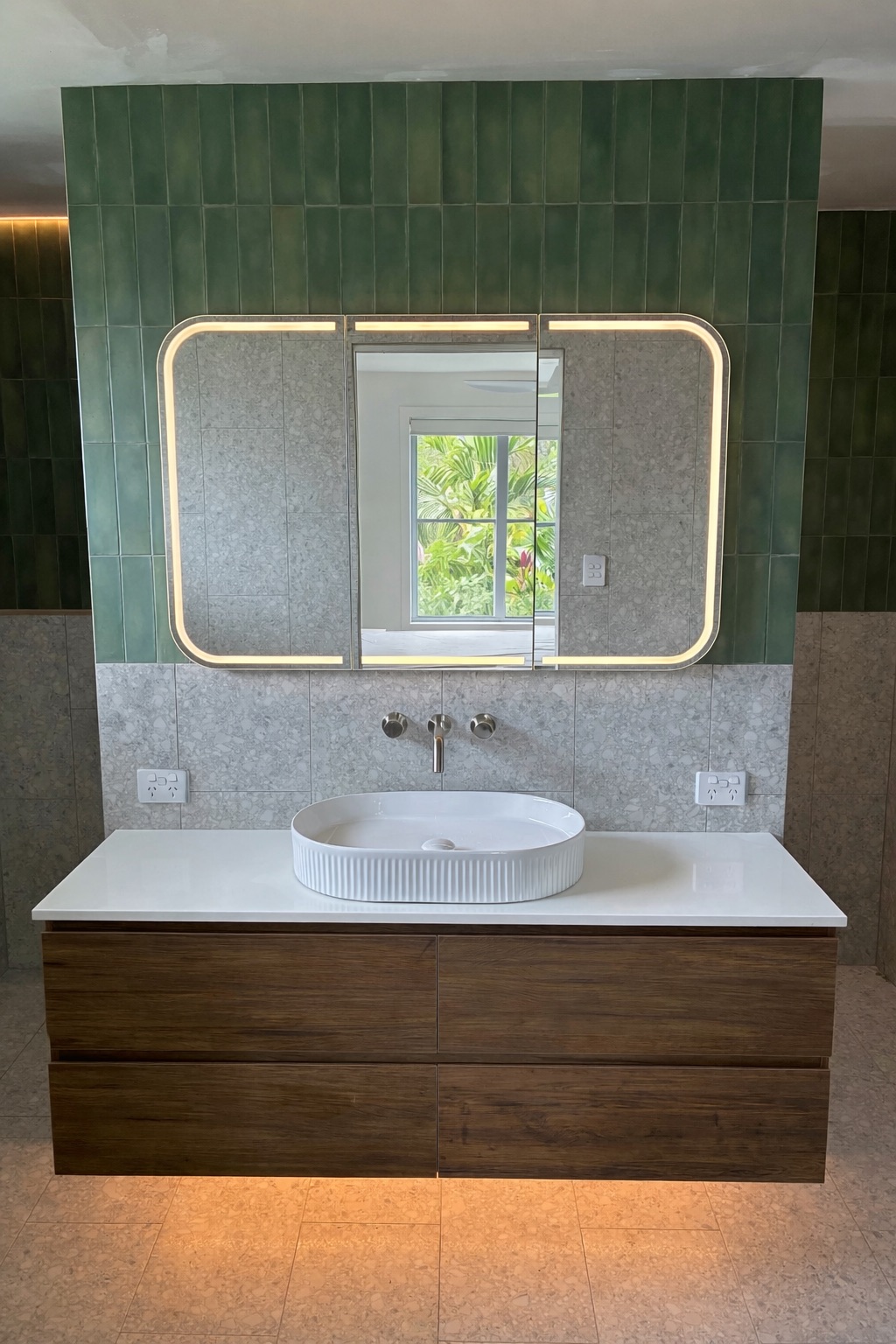Peregian Springs — Mixed Finishes luxury bathroom by McMillan Tiling Projects